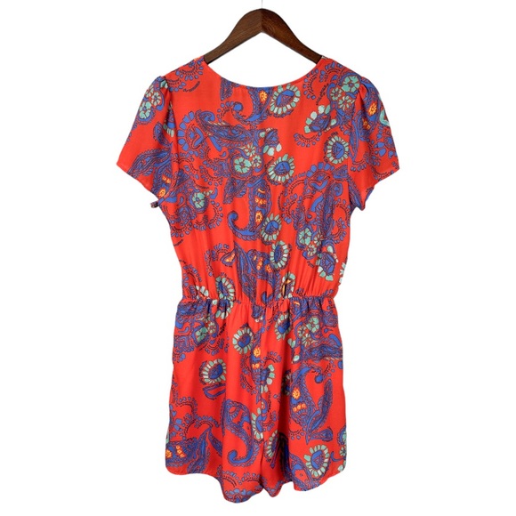 Everly Faux Wrap Dress Size Medium - Picture 4 of 7